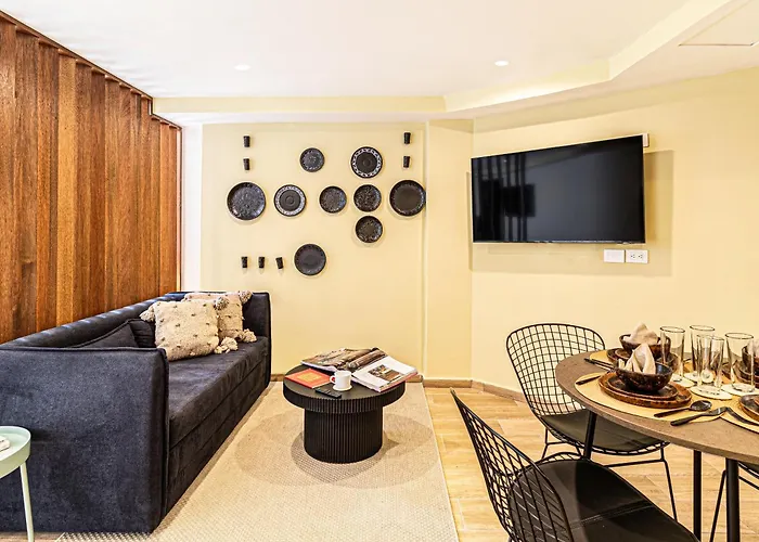 Apartahotel Kukun Grand Chapultepec 4*