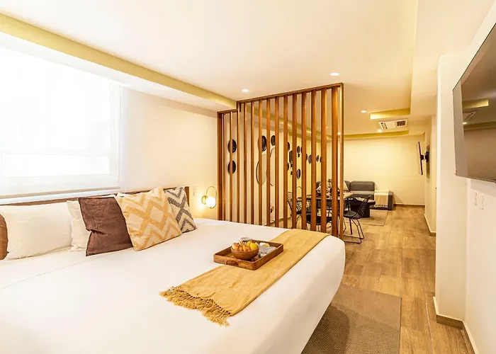 Kukun Grand Chapultepec 4*