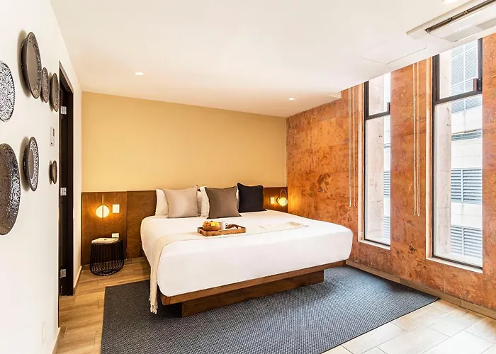 Kukun Grand Chapultepec 4*