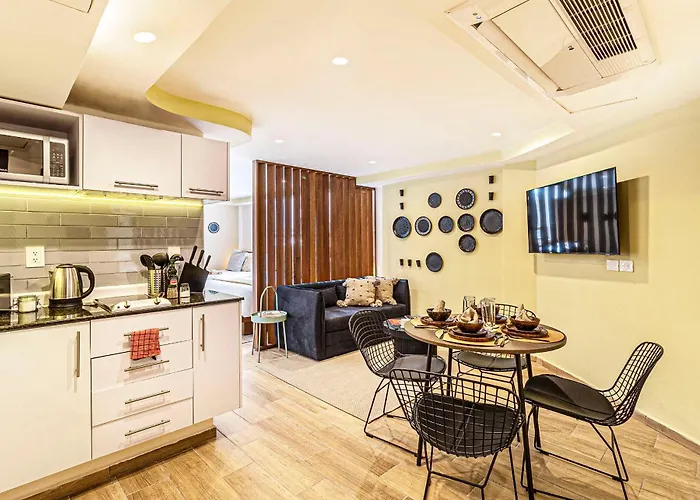 Apartahotel Kukun Grand Chapultepec 4*